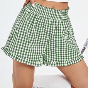 Green Gingham Women's Shorts with elastic waistband size large